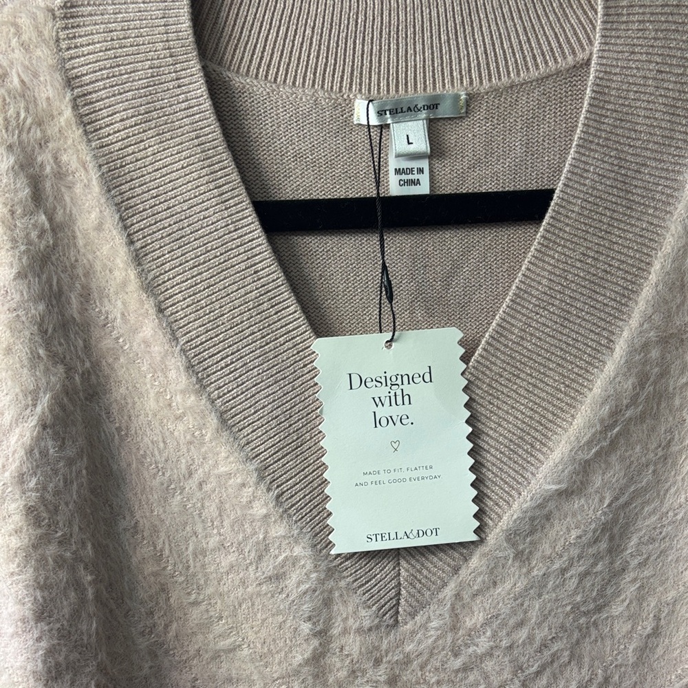 Stella & Dot Soft Pink V-Neck Sweater